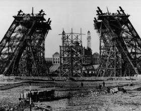 Construction tour Eiffel