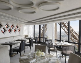 Restaurant le Jules Verne