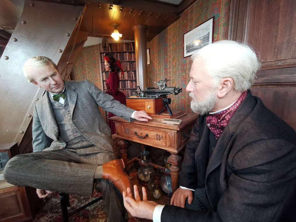 Bureau de Gustave Eiffel avec Thomas Edison
