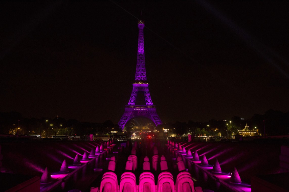 Diaporama de la tour Eiffel éclairée