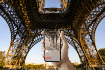 Image du guide de visite mobile à la tour Eiffel